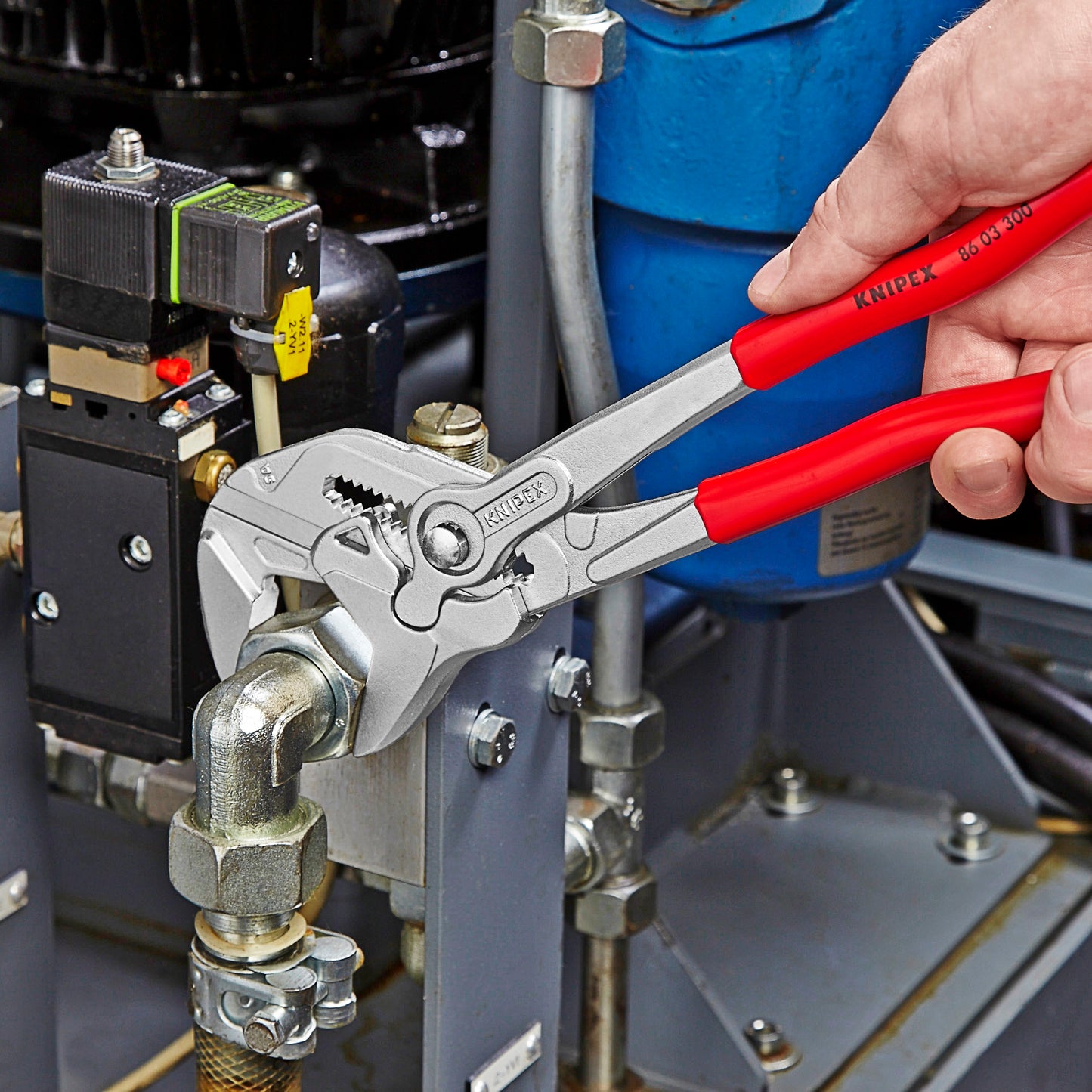 Knipex Pliers Wrench Set In Tool Roll 3 Pieces 00 19 55 S7