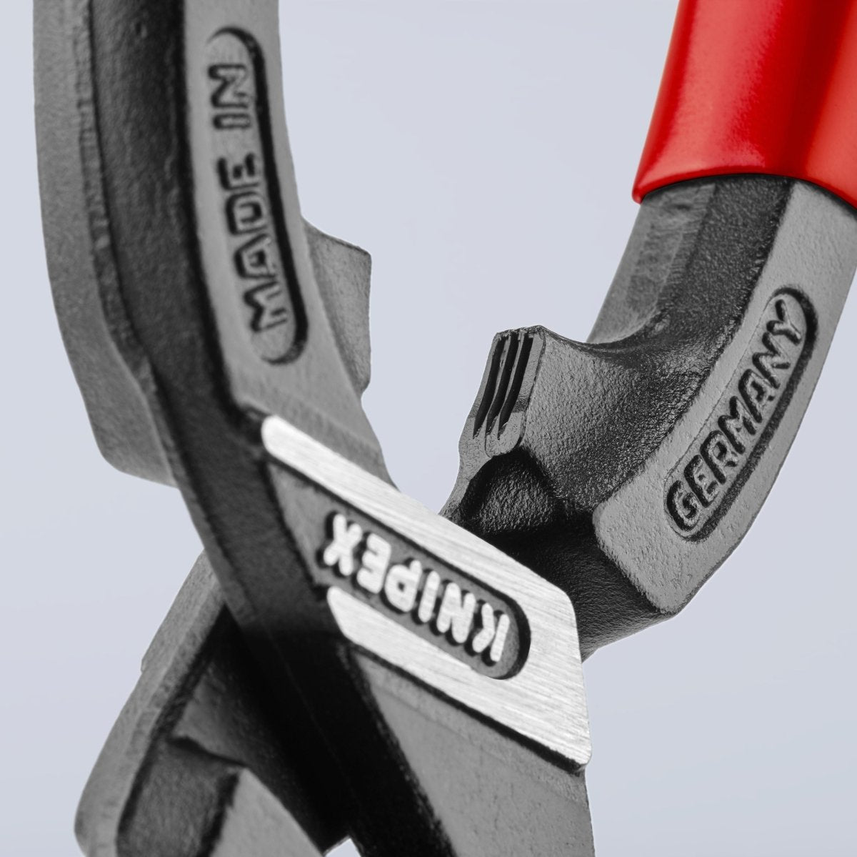 Knipex CoBolt® High Leverage Bolt Cutters 8" 71 31 200 - Mr. Tools