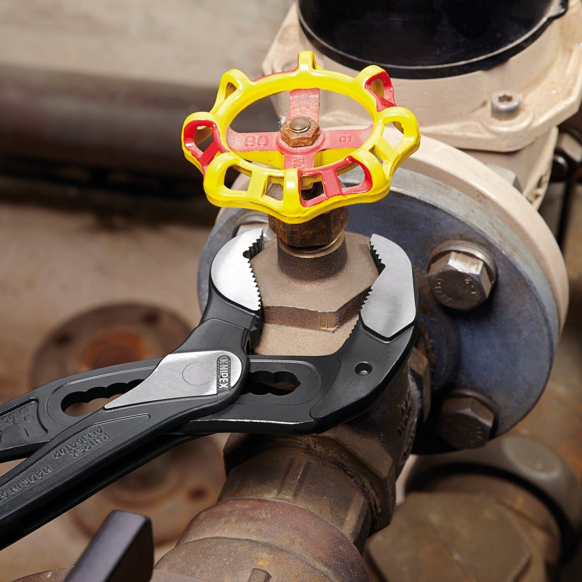 Knipex Alligator® XL Water Pump Pliers 16" 88 01 400 - Mr. Tools