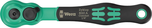 Wera 8010 A Zyklop Comfort 1/4" drive ratchet (05005110001) featuring a protective non-marring plastic sleeve and slim-profile head.