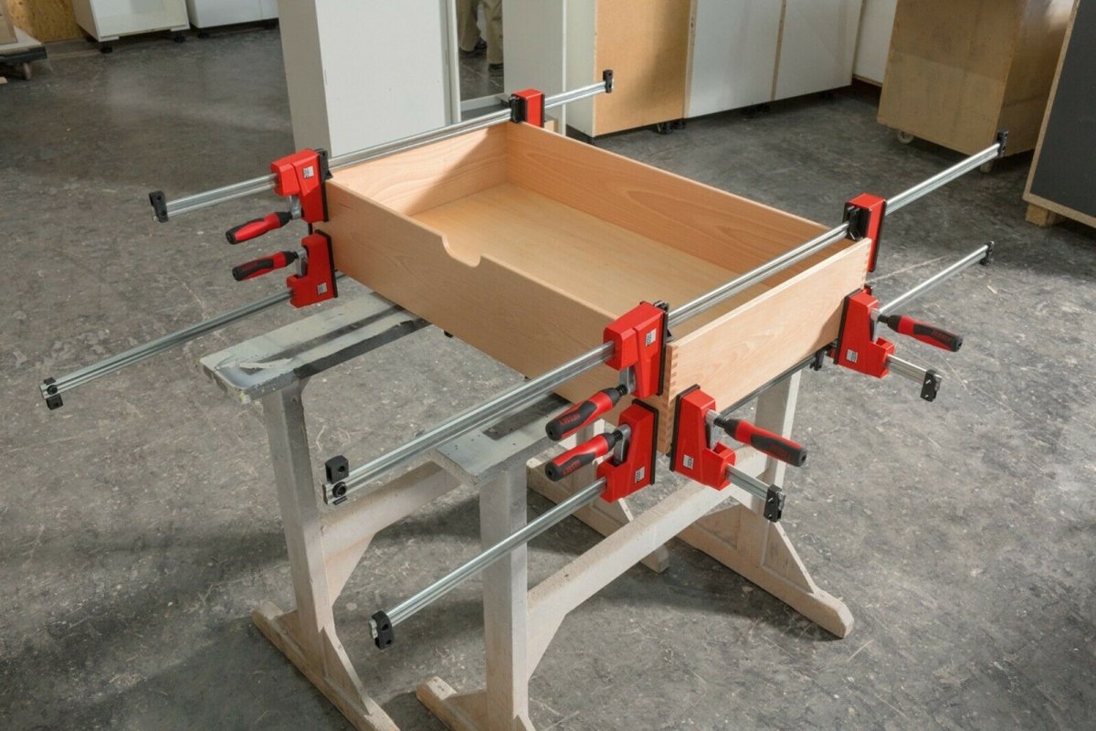 Bessey K Body REVOlution Parallel Clamp 12" KRE3512 - Mr. Tools