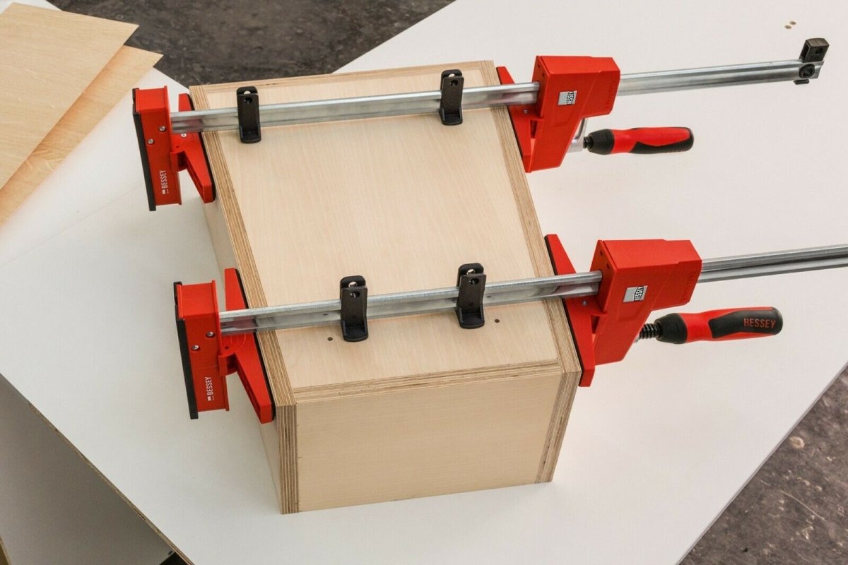 Bessey K Body REVOlution Parallel Clamp 40" KRE3540 - Mr. Tools