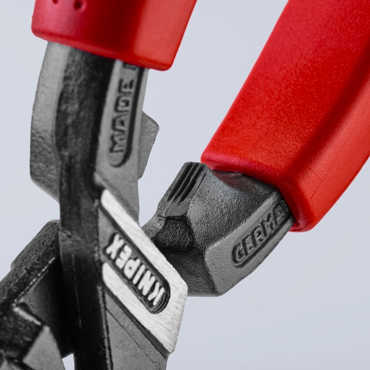 Knipex CoBalt® High Leverage Bolt Cutters 8" 71 02 200 - Mr. Tools