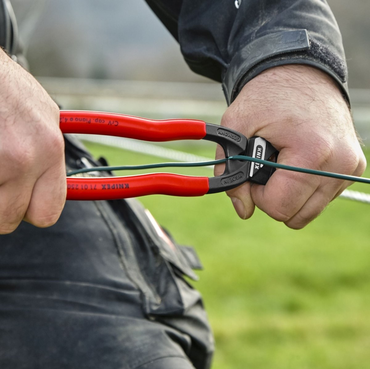 Knipex CoBalt® High Leverage XL Bolt Cutters 10" 71 01 250 - Mr. Tools