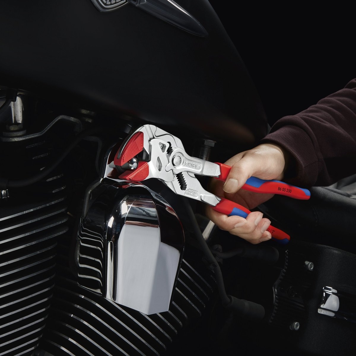 Knipex Pliers Wrench Comfort Grip 10" 86 05 250 - Mr. Tools