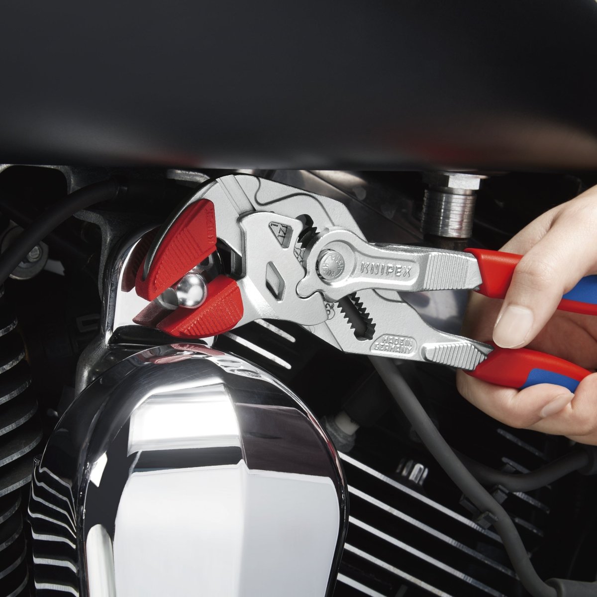 Knipex Pliers Wrench Comfort Grip 10" 86 05 250 - Mr. Tools