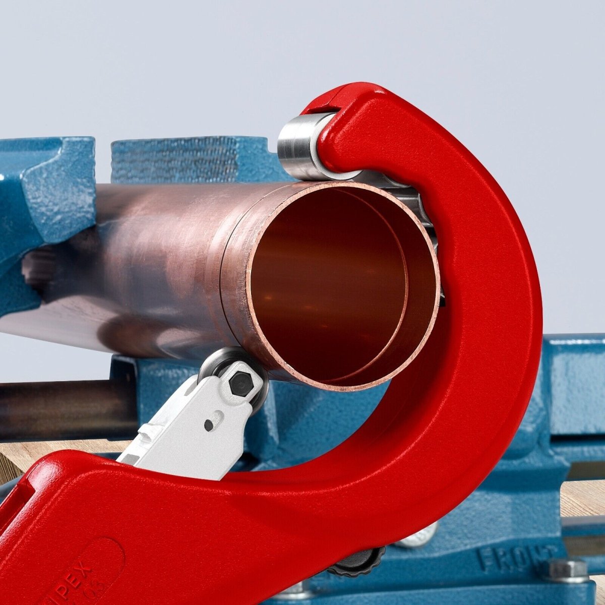 Knipex TubiX® XL Pipe Cutter 90 31 03 BKA - Mr. Tools